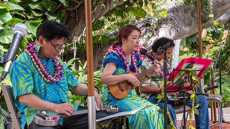 Shinichi, Kumiko, and Bobby Ingano Performing at the 2024 Japan-Hawaiian Steel Guitar Festival